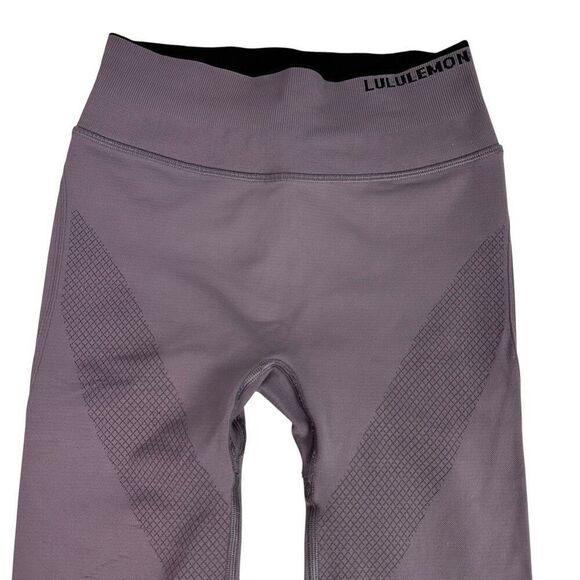 Lululemon Iconic Sweat Tight in Graphite Purple size 2 - Picture 5 of 9